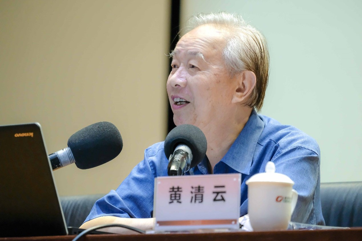 来自上海的16所民办高校及广西南宁星